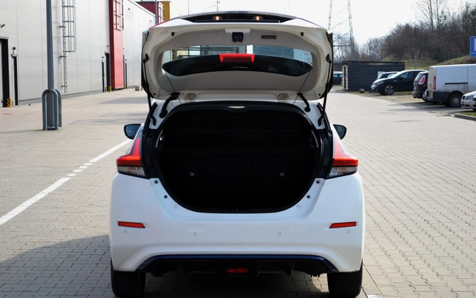 Nissan Leaf cena 62900 przebieg: 37800, rok produkcji 2018 z Gdańsk małe 781